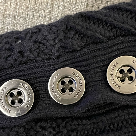 Martin & Osa Sweater - Picture 3 of 11